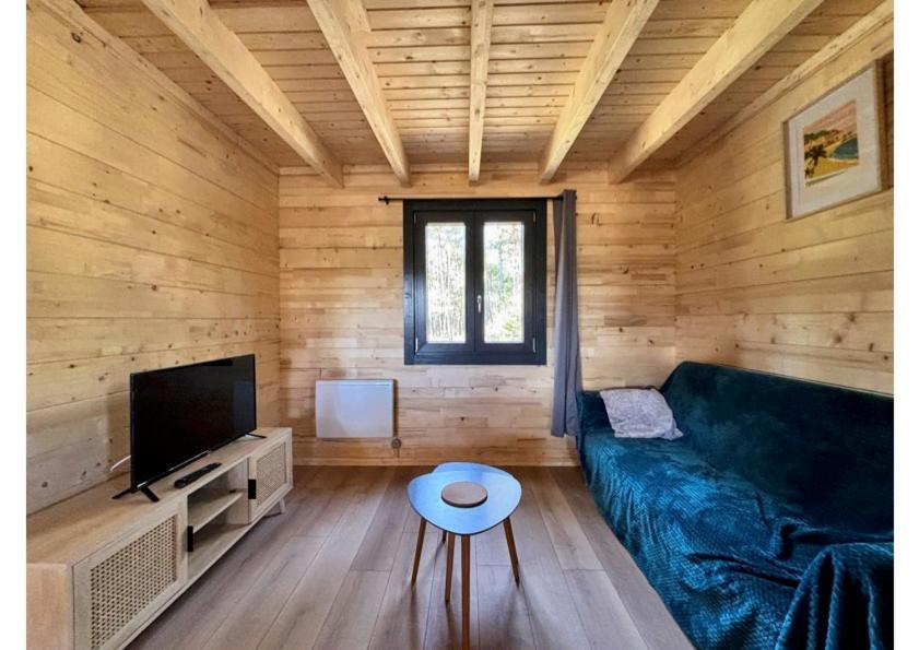 Parc Residentiel De Loisir : Le Loup Blanc Du Riou Hotel Barcelonnette Exterior foto